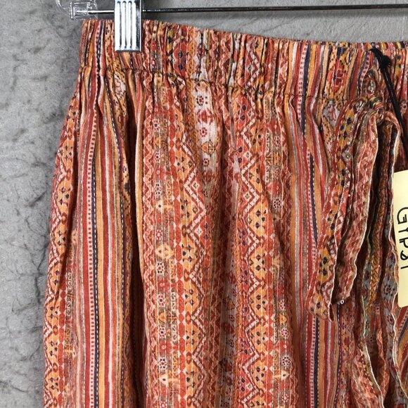 Elegant Wide-Leg Striped Pants - Picture 14 of 16